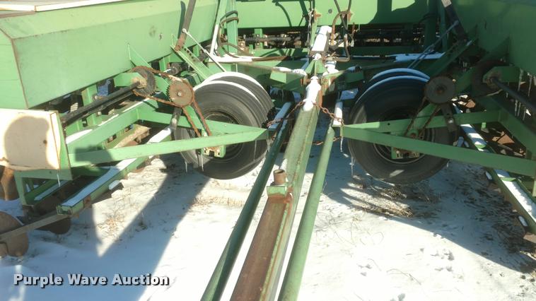 image for item DB0822 Great Plains 3SF30 grain drill