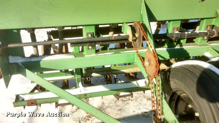 image for item DB0822 Great Plains 3SF30 grain drill