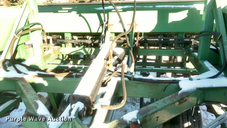 image for item DB0822 Great Plains 3SF30 grain drill