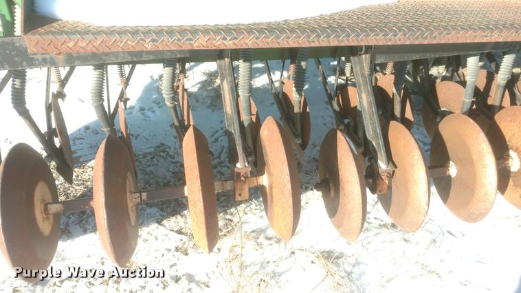 image for item DB0822 Great Plains 3SF30 grain drill