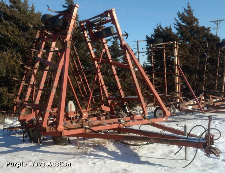 image for item DB0824 1989 field cultivator