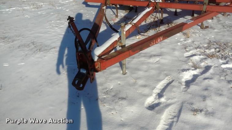 image for item DB0824 1989 field cultivator