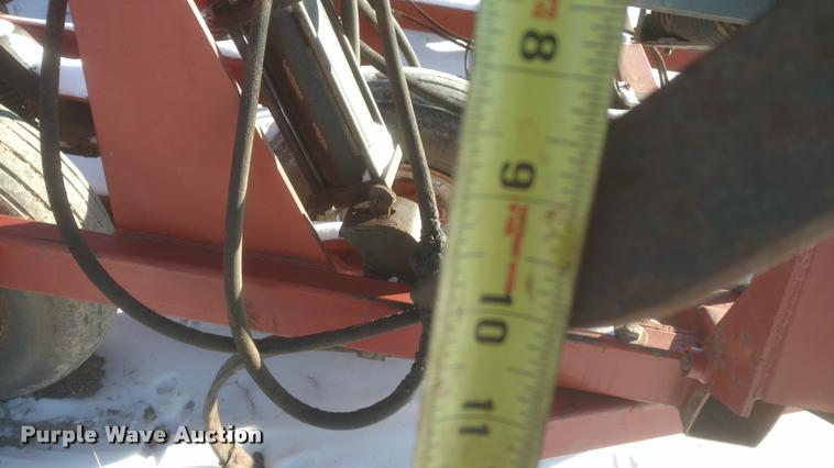 image for item DB0824 1989 field cultivator