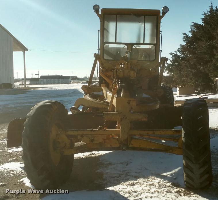 image for item DB0825 1957 Caterpillar motor grader