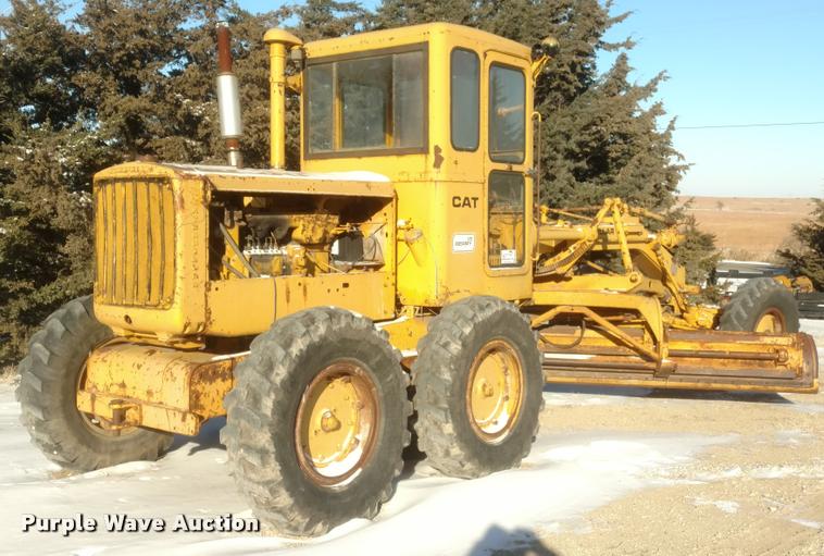 image for item DB0825 1957 Caterpillar motor grader