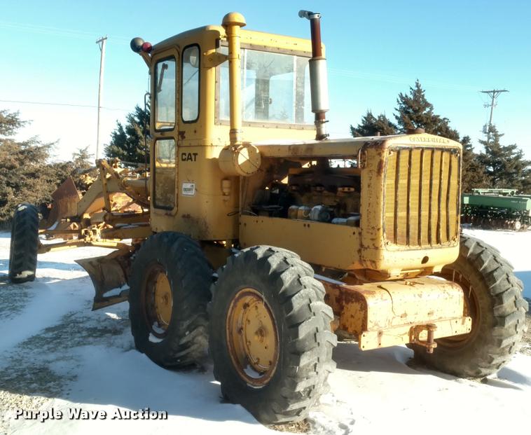 image for item DB0825 1957 Caterpillar motor grader