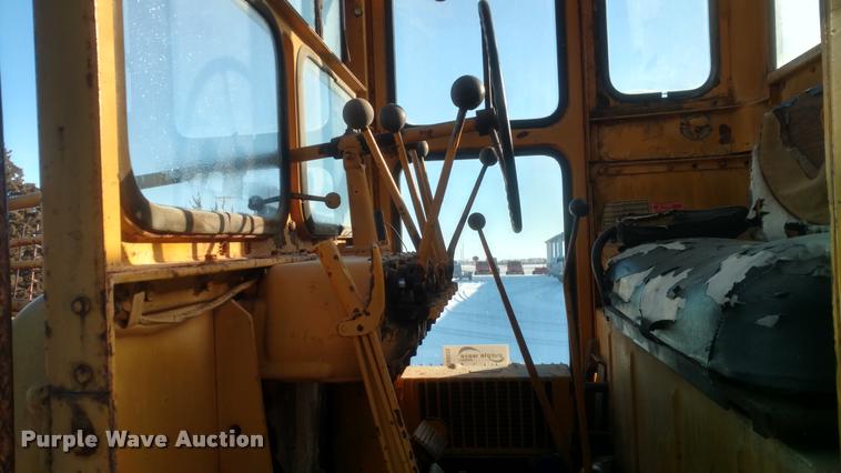 image for item DB0825 1957 Caterpillar motor grader