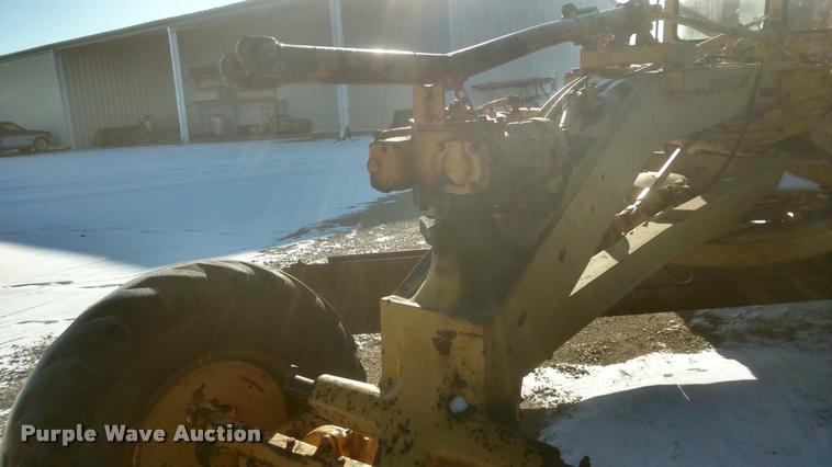 image for item DB0825 1957 Caterpillar motor grader