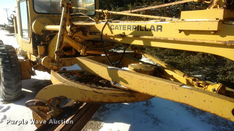 image for item DB0825 1957 Caterpillar motor grader