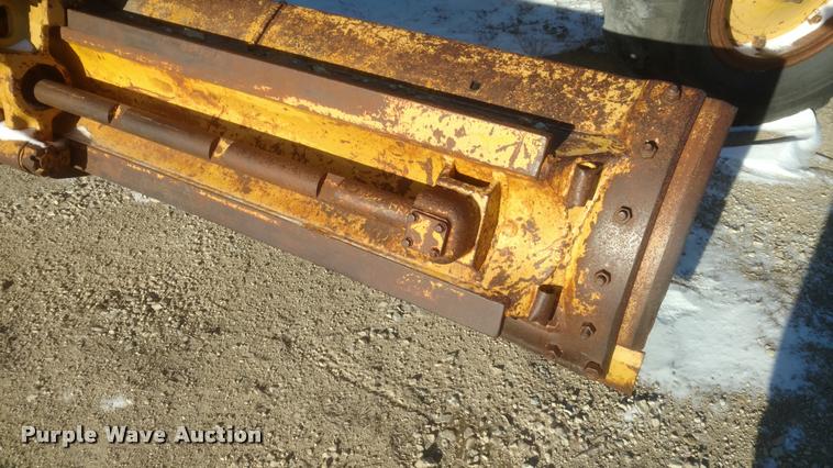 image for item DB0825 1957 Caterpillar motor grader