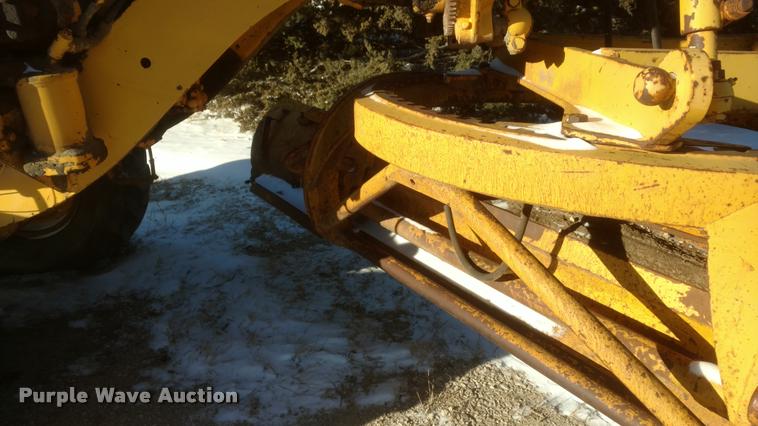 image for item DB0825 1957 Caterpillar motor grader