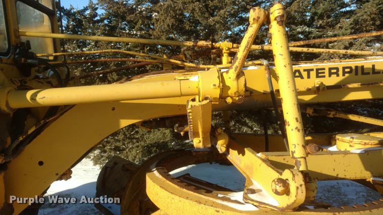 image for item DB0825 1957 Caterpillar motor grader