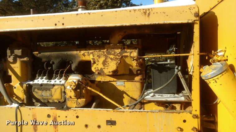image for item DB0825 1957 Caterpillar motor grader