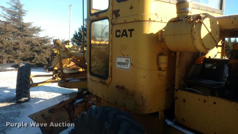 image for item DB0825 1957 Caterpillar motor grader