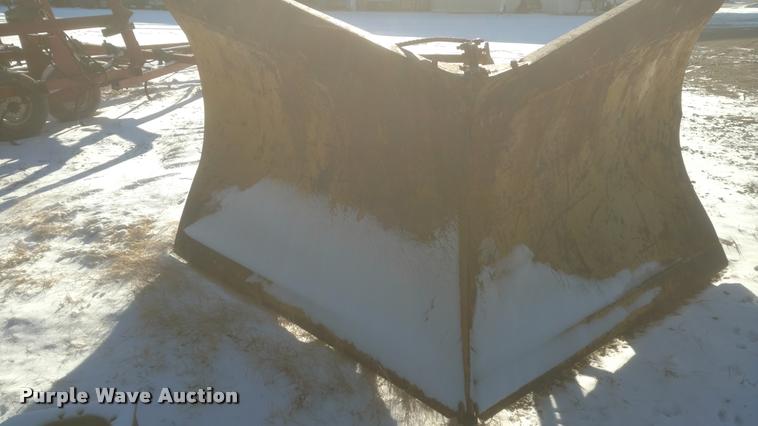 image for item DB0825 1957 Caterpillar motor grader