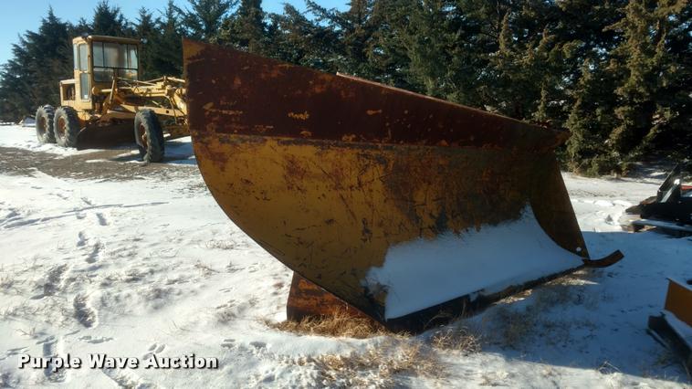 image for item DB0825 1957 Caterpillar motor grader