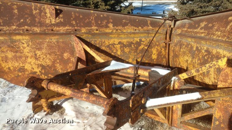 image for item DB0825 1957 Caterpillar motor grader