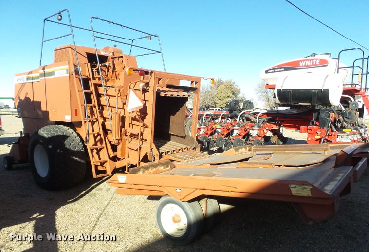 image for item DB1779 1993 AGCO Hesston 4900 large square baler