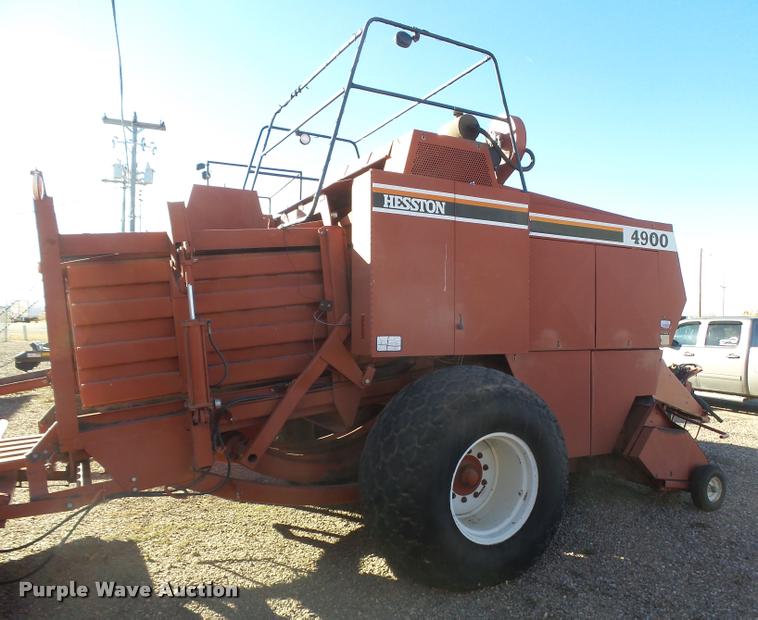 image for item DB1779 1993 AGCO Hesston 4900 large square baler