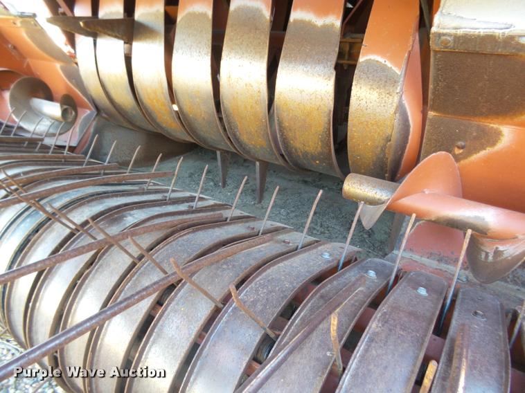 image for item DB1779 1993 AGCO Hesston 4900 large square baler