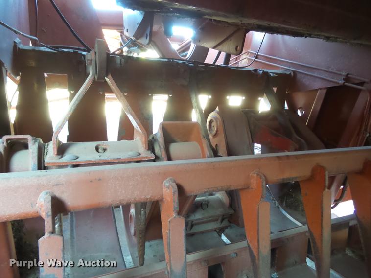 image for item DB1779 1993 AGCO Hesston 4900 large square baler