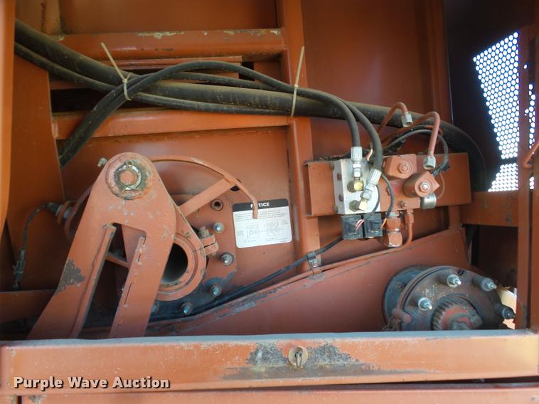 image for item DB1779 1993 AGCO Hesston 4900 large square baler