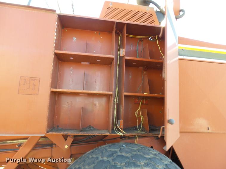 image for item DB1779 1993 AGCO Hesston 4900 large square baler