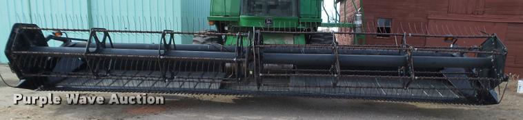 image for item DB1780 1999 MacDon 972 draper head