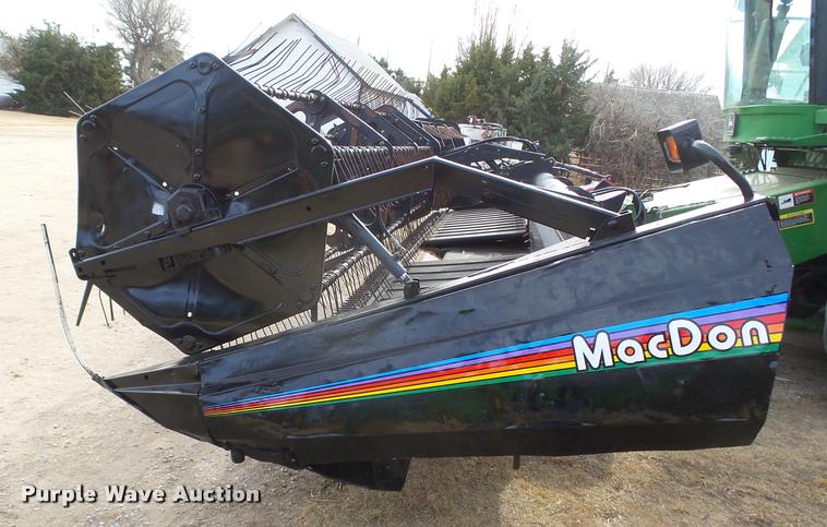 image for item DB1780 1999 MacDon 972 draper head