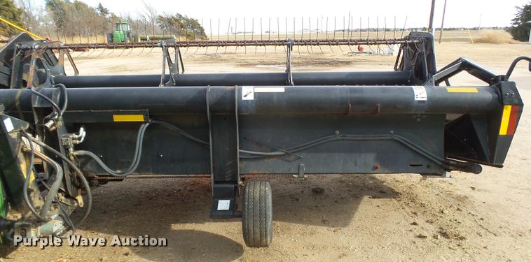 image for item DB1780 1999 MacDon 972 draper head