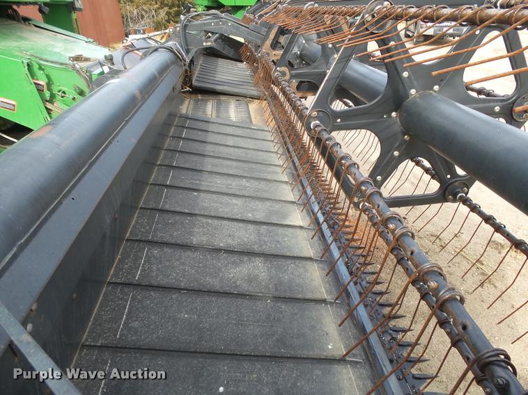 image for item DB1780 1999 MacDon 972 draper head