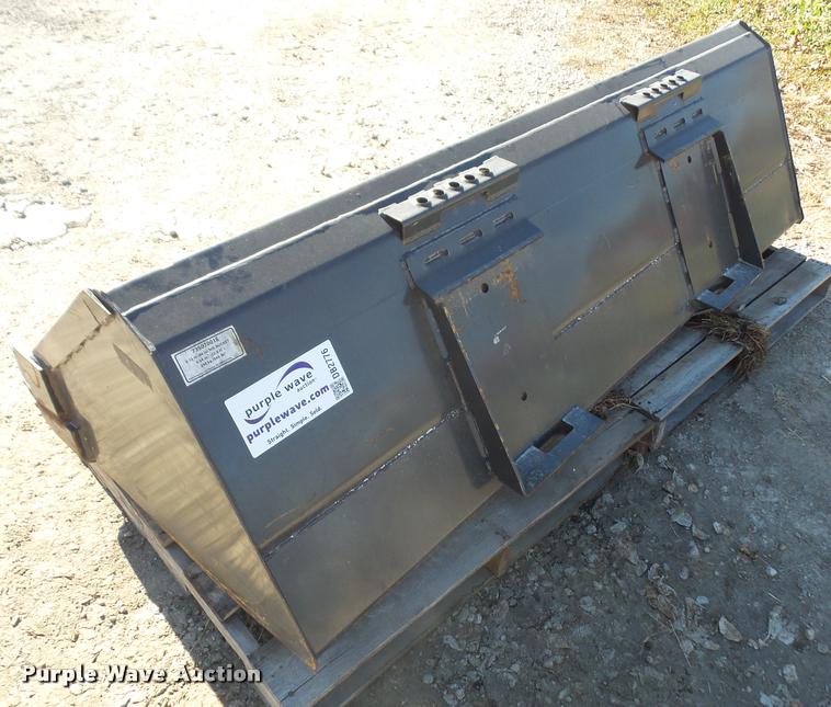 image for item DB2776 CNH skid steer bucket