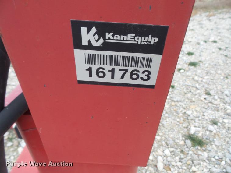 image for item DB2788 2012 Cobra bale mover