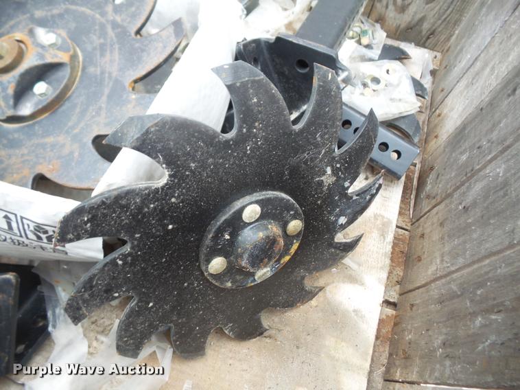 image for item DB2790 (6) Yetter no-till row cleaners