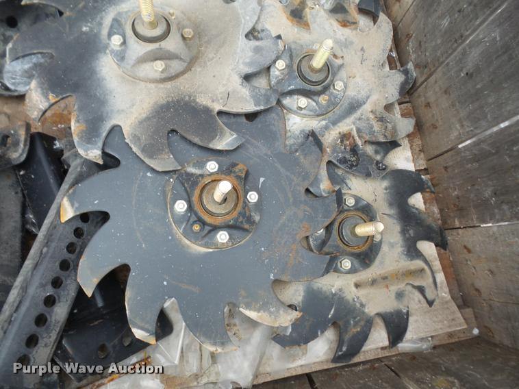 image for item DB2790 (6) Yetter no-till row cleaners