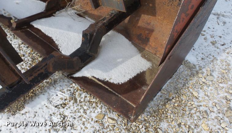 image for item DB2797 Westendorf TA26 loader