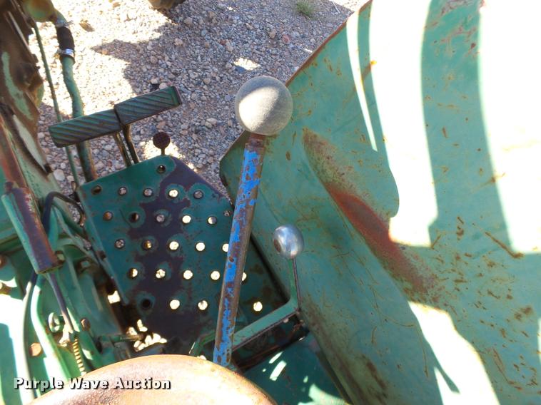 image for item DB4602 1969 Oliver 1255 tractor