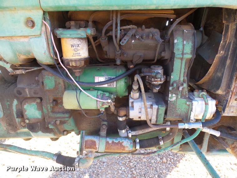 image for item DB4602 1969 Oliver 1255 tractor