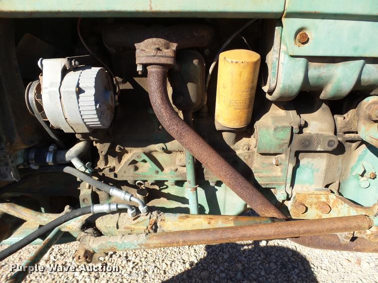 image for item DB4602 1969 Oliver 1255 tractor