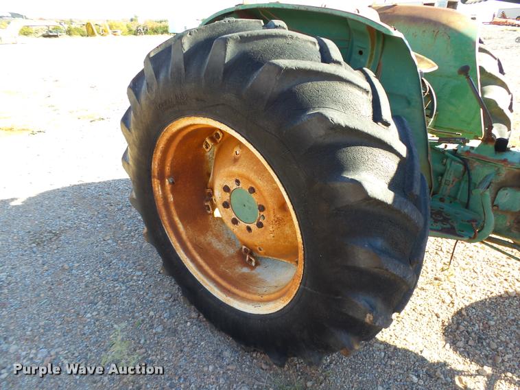 image for item DB4602 1969 Oliver 1255 tractor