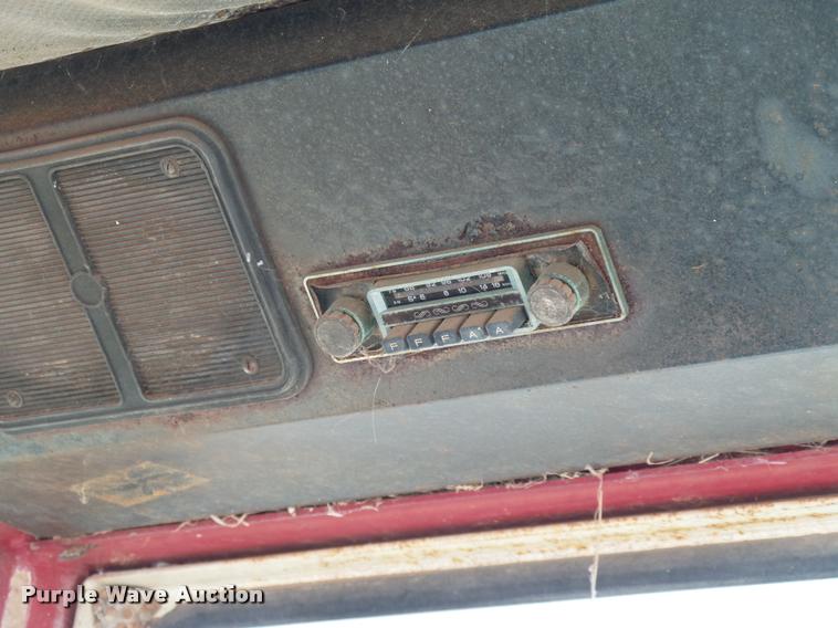 image for item DB4604 1966 International 806 tractor