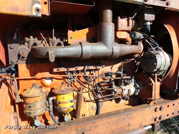 image for item DB4604 1966 International 806 tractor