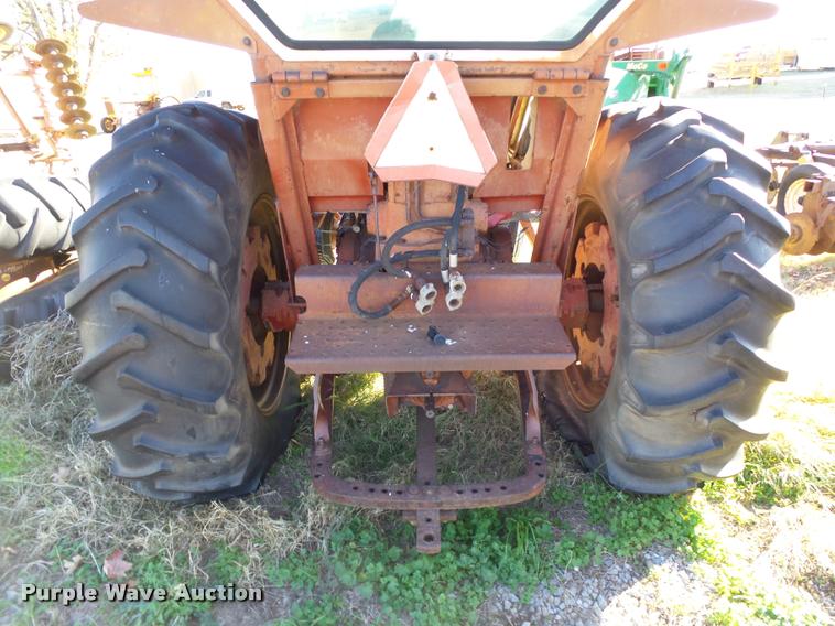 image for item DB4604 1966 International 806 tractor