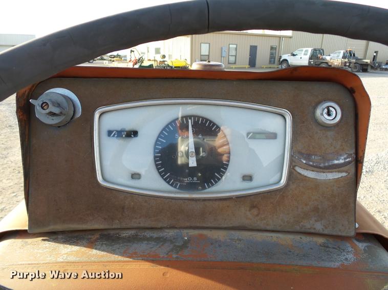 image for item DB4622 Allis Chalmers 160 tractor