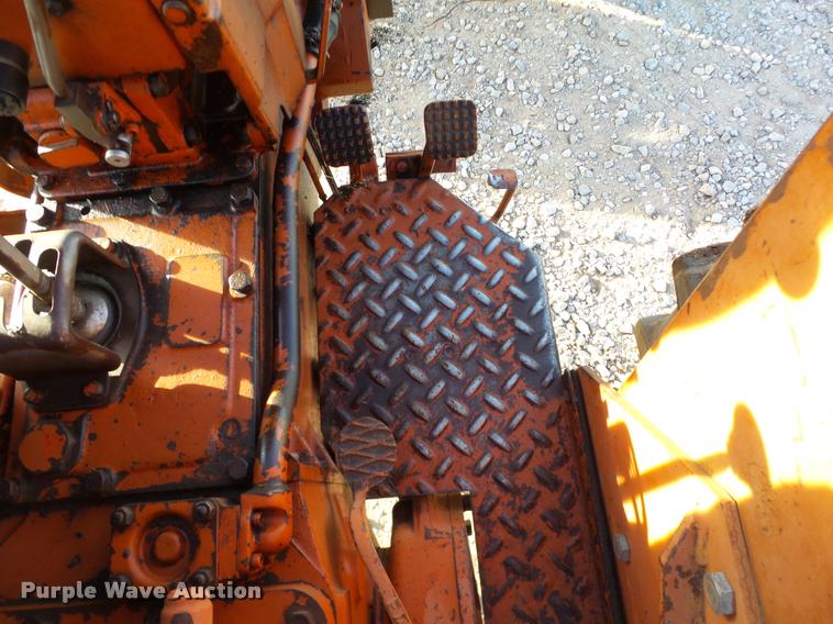 image for item DB4622 Allis Chalmers 160 tractor