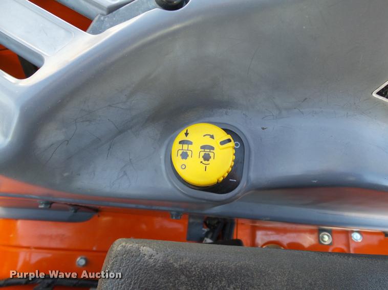 image for item DB4632 2013 Kubota L3560 HST MFWD tractor