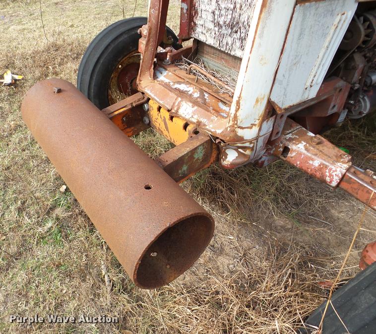 image for item DB5328 International 454 tractor