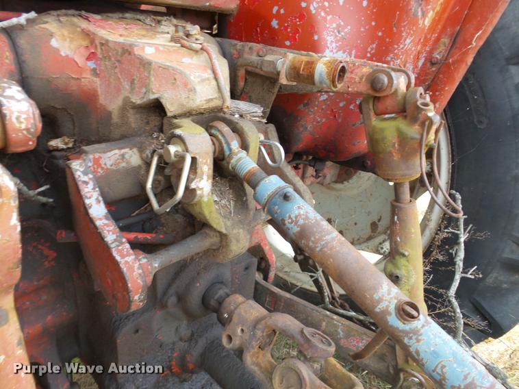 image for item DB5328 International 454 tractor