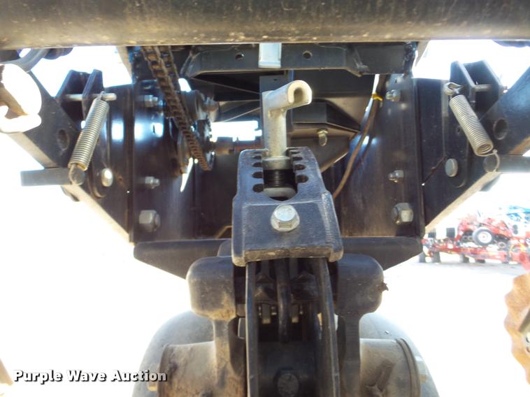 image for item DB5357 2009 Kinze 3660 12/23 split row planter