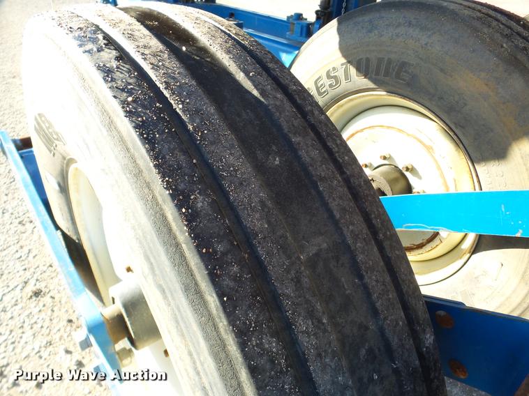 image for item DB5357 2009 Kinze 3660 12/23 split row planter